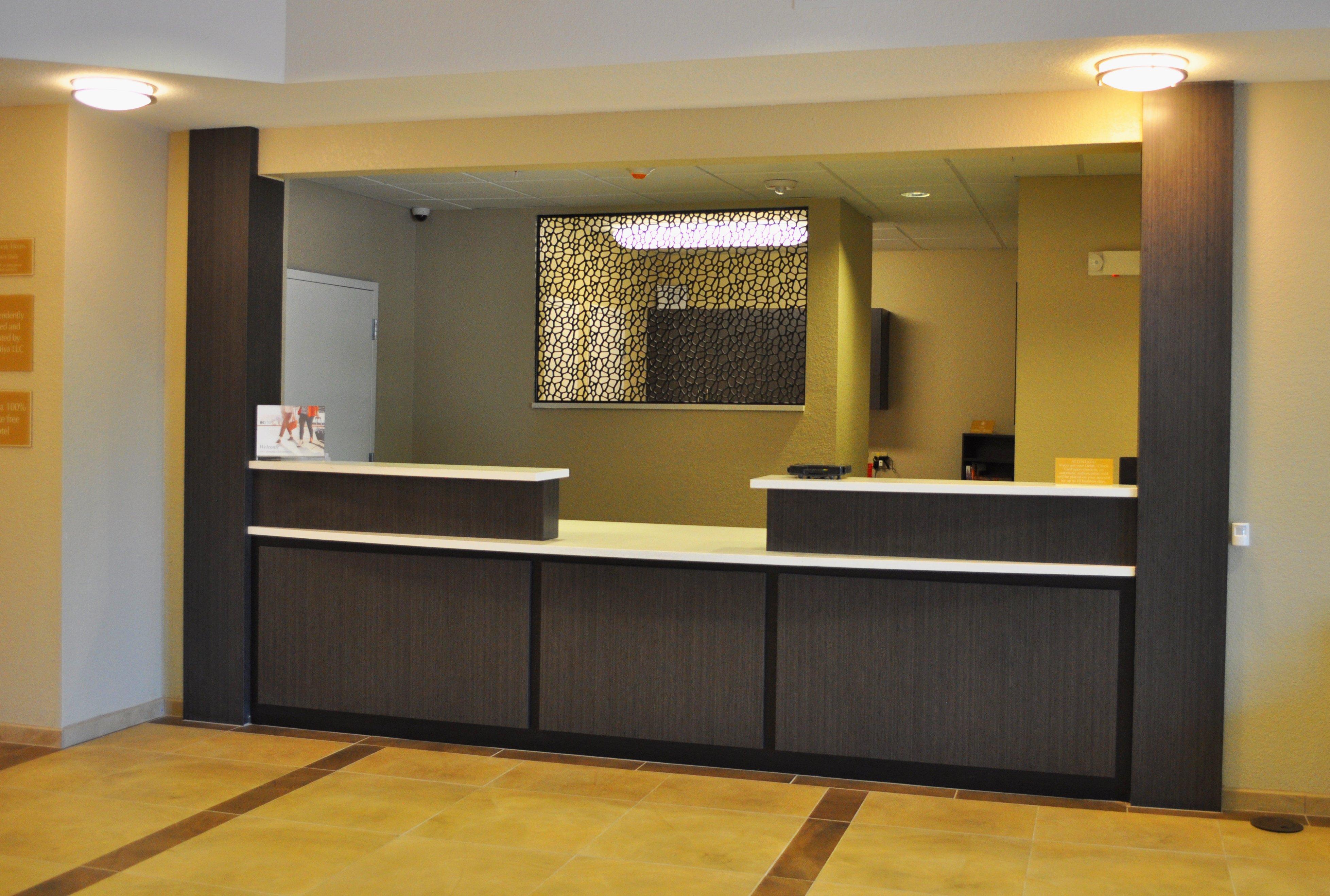 Candlewood Suites Bay City By Ihg Esterno foto