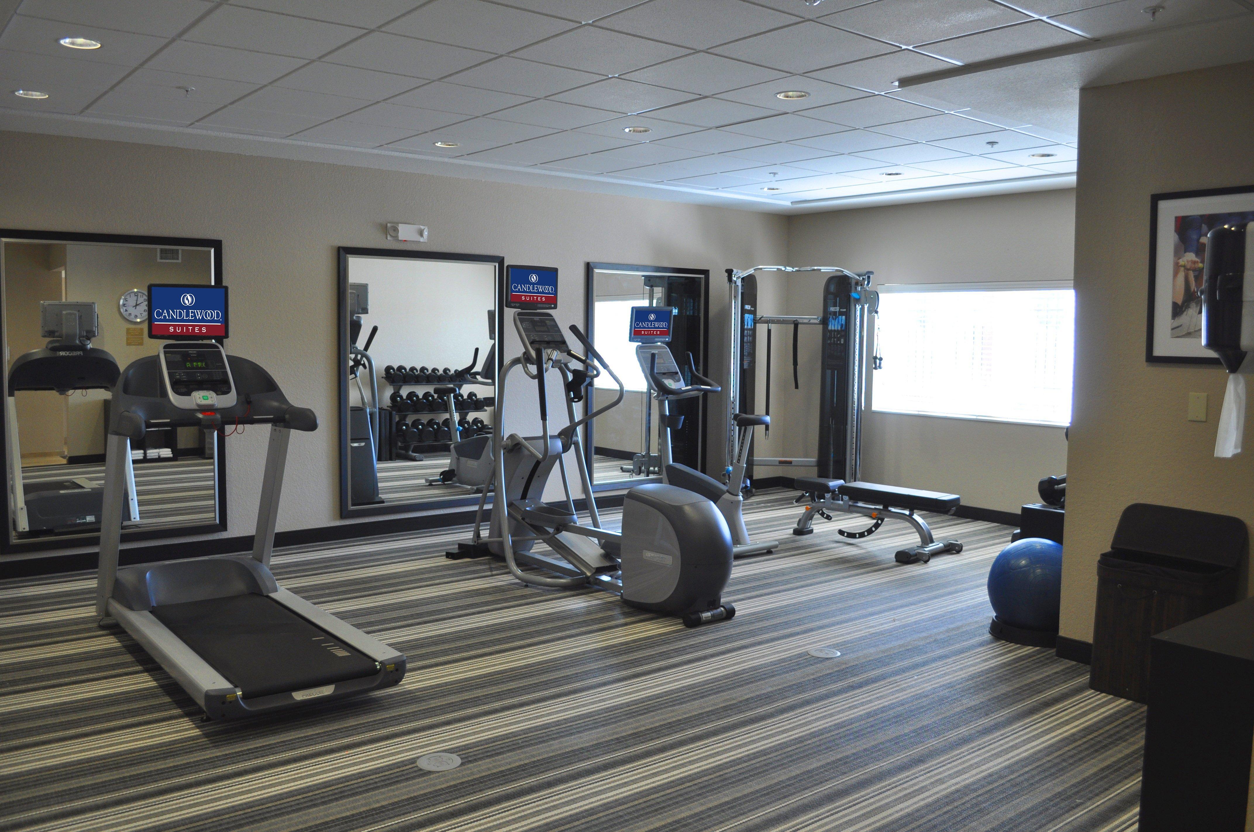 Candlewood Suites Bay City By Ihg Esterno foto